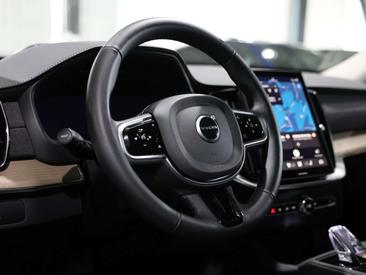 Volvo XC90 B5 Plus — photo 15