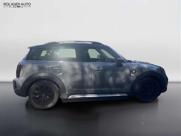 Mini Countryman COOPER SE — photo 3