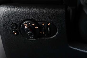 Mini Electric Yours Cooper E — photo 16