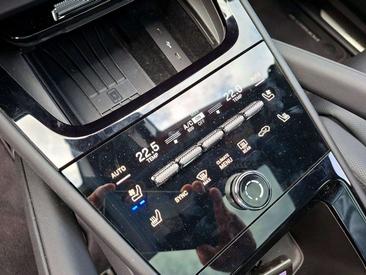 Porsche Cayenne III S — photo 30