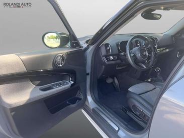 Mini Countryman COOPER SE — photo 12