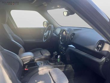 Mini Countryman COOPER SE — photo 13