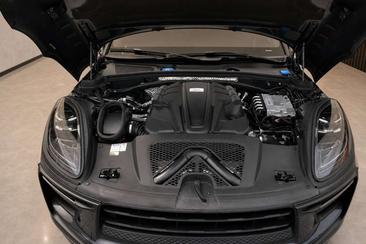 Porsche Macan Electrique S — photo 10