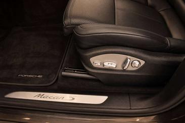 Porsche Macan Electrique S — photo 19