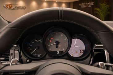 Porsche Macan Electrique S — photo 20