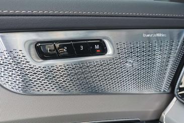 Volvo XC90 T8 Recharge Ultimate — photo 9