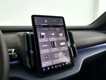 Volvo XC60 — photo 23