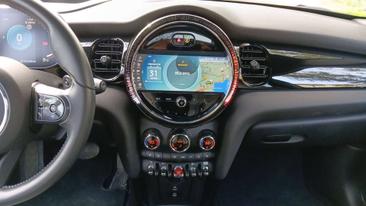 Mini Hatch Cooper S — photo 22