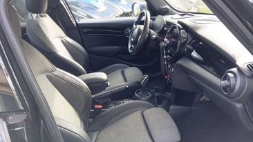 Mini Hatch Cooper S — photo 26