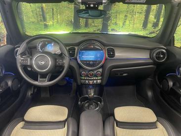 Mini Cabrio Resolute Cooper S — photo 10