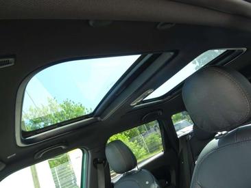 Mini Hatch Cooper S — photo 11