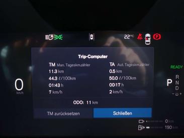 Volvo XC60 T8 Recharge Plus — photo 15