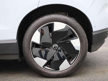 Volvo XC60 — photo 11