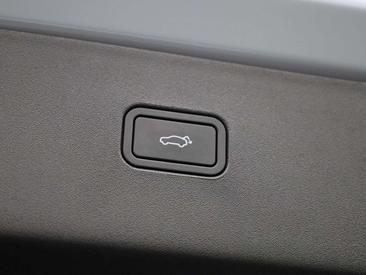 Volvo XC60 — photo 13