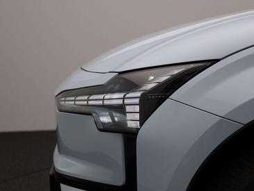 Volvo XC60 — photo 14