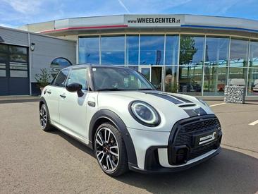 Mini Cooper JCW S — photo 11