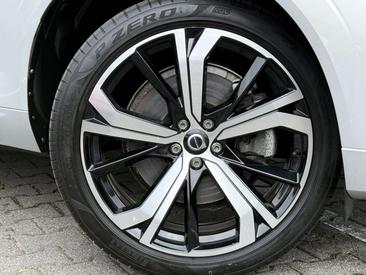Volvo XC60 B4 Plus — photo 7