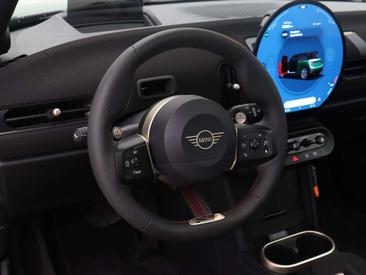 Mini Cooper JCW S — photo 15