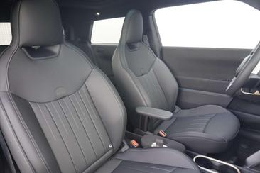 Mini Hatch Favoured Cooper E — photo 6