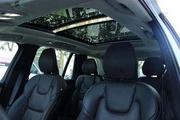 Volvo XC90 T8 Recharge — photo 8