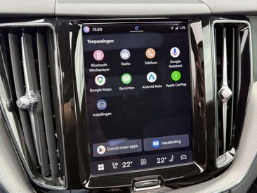 Volvo XC60 B4 Plus — photo 21