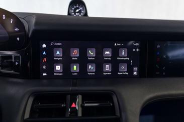 Porsche Taycan — photo 16