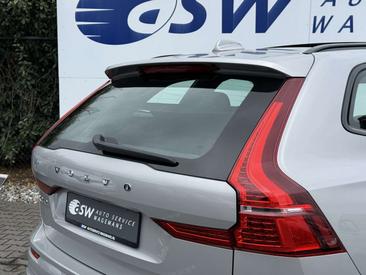 Volvo XC60 B4 Plus — photo 31