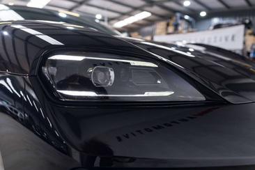Porsche Taycan — photo 22