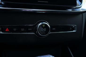 Volvo XC90 T8 Recharge — photo 27