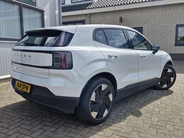 Volvo XC60 — photo 2