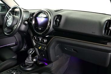 Mini Countryman COOPER SE — photo 5