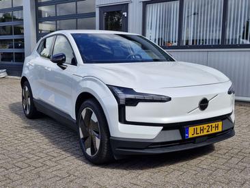 Volvo XC60 — photo 6