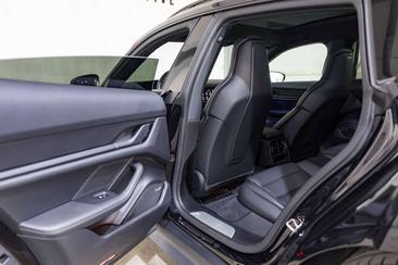 Porsche Taycan — photo 34