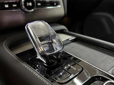 Volvo XC90 T8 Recharge Ultimate — photo 9