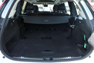 Volvo XC90 T8 Recharge — photo 36
