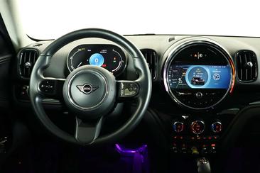 Mini Countryman COOPER SE — photo 13