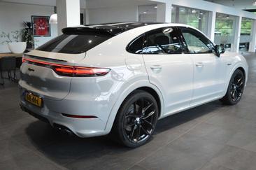 Porsche Cayenne III E-Hybrid Platinum Edition — photo 2