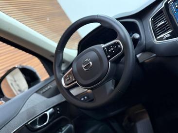 Volvo XC90 T8 Recharge Ultimate — photo 13