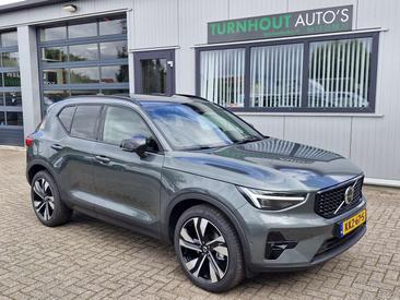 Volvo XC40 B4 Plus — photo 4