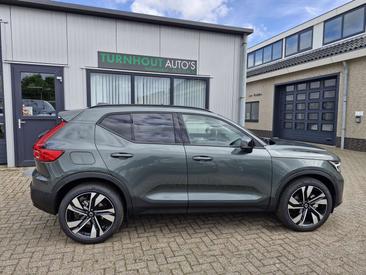 Volvo XC40 B4 Plus — photo 5