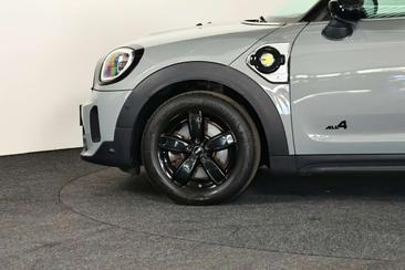 Mini Countryman COOPER SE — photo 21