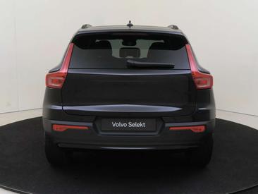 Volvo XC40 B4 Plus — photo 4