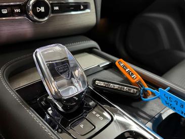 Volvo XC90 T8 Recharge Ultimate — photo 34