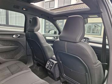 Volvo XC40 B4 Plus — photo 17