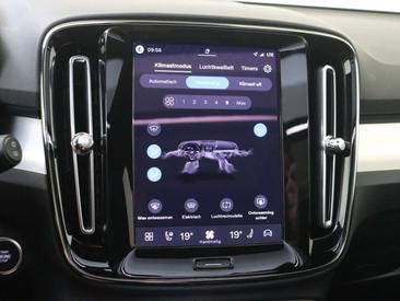 Volvo XC40 B4 Plus — photo 26