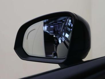 Volvo XC40 B4 Plus — photo 28
