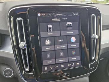 Volvo XC40 B4 Plus — photo 26
