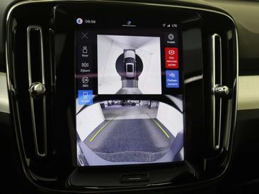Volvo XC40 B4 Plus — photo 31