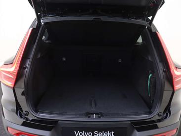 Volvo XC40 B4 Plus — photo 32