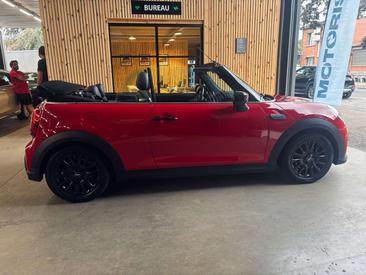 Mini Cabrio COOPER — photo 4